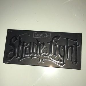 KAT VON D SHADE AND LIGHT CONTOUR PALETTE